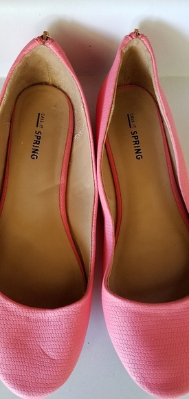 Pink Flats - Picture 2 of 4